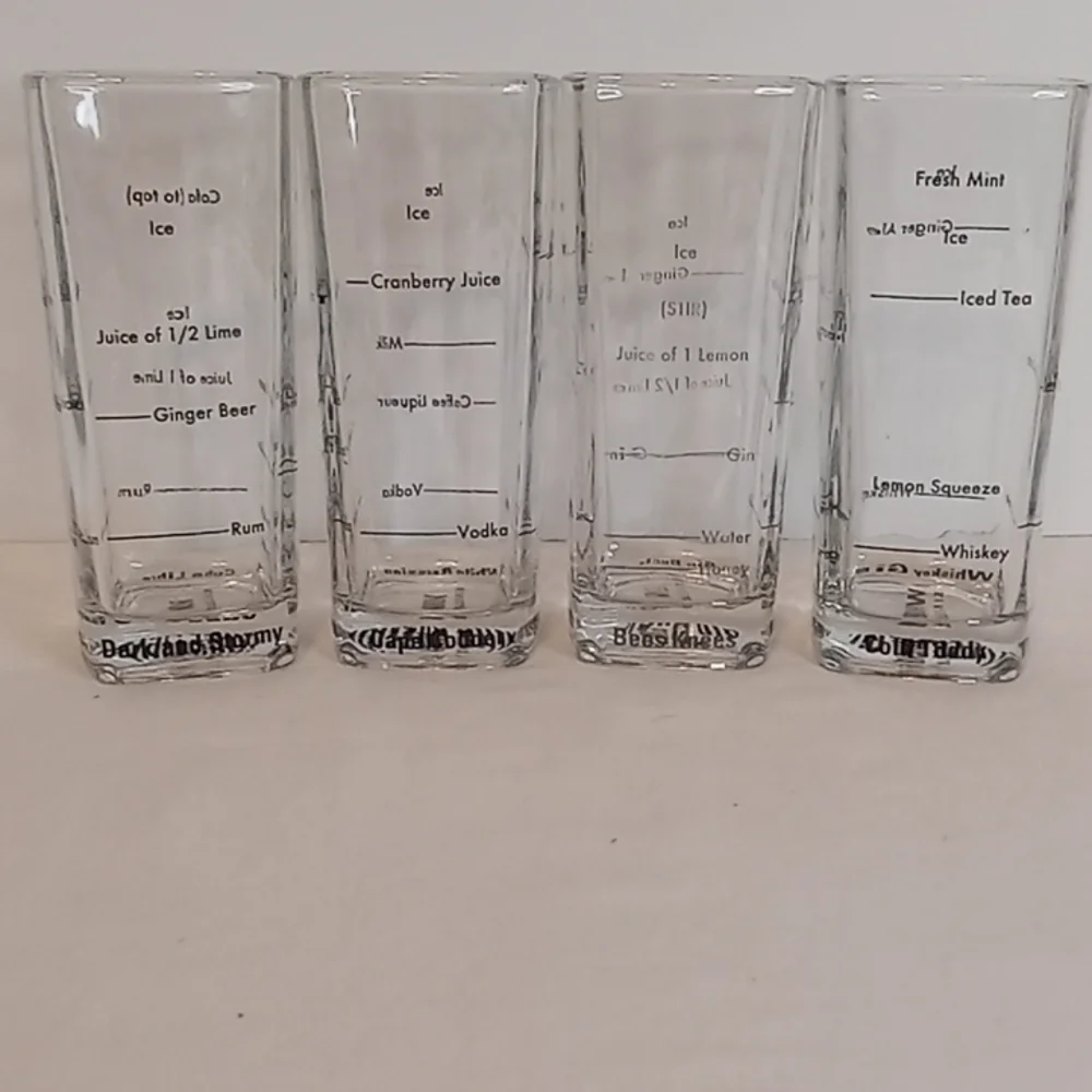 Kikkerland Set Of 4 Rum Vodka Gin Whiskey Barware Clear Glasses Mancave